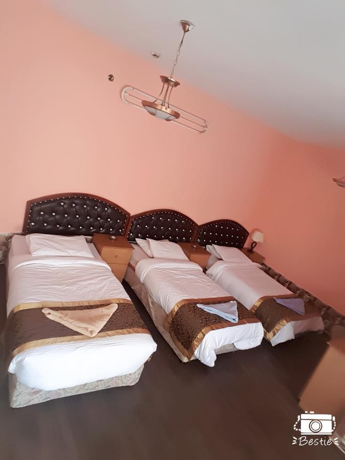 Crystal Hotel فندق كريستال Nablus Bagian luar foto